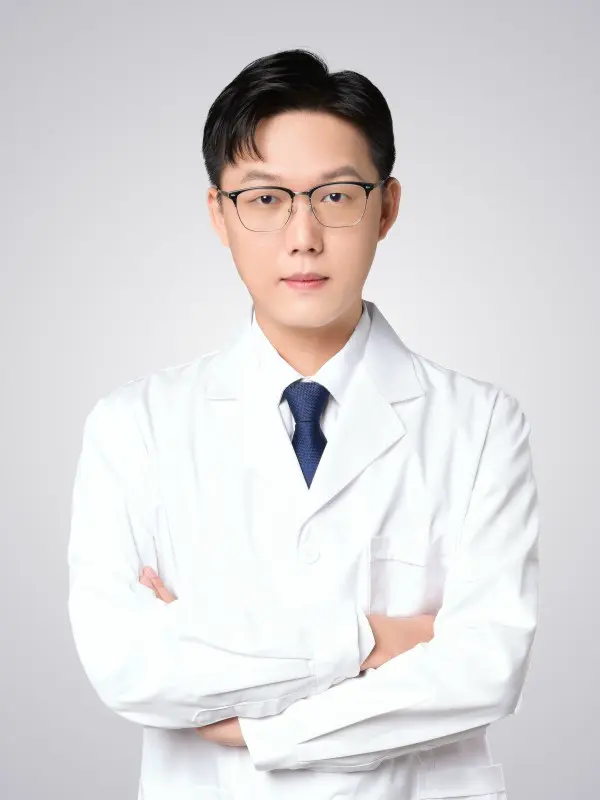 龍強 醫生