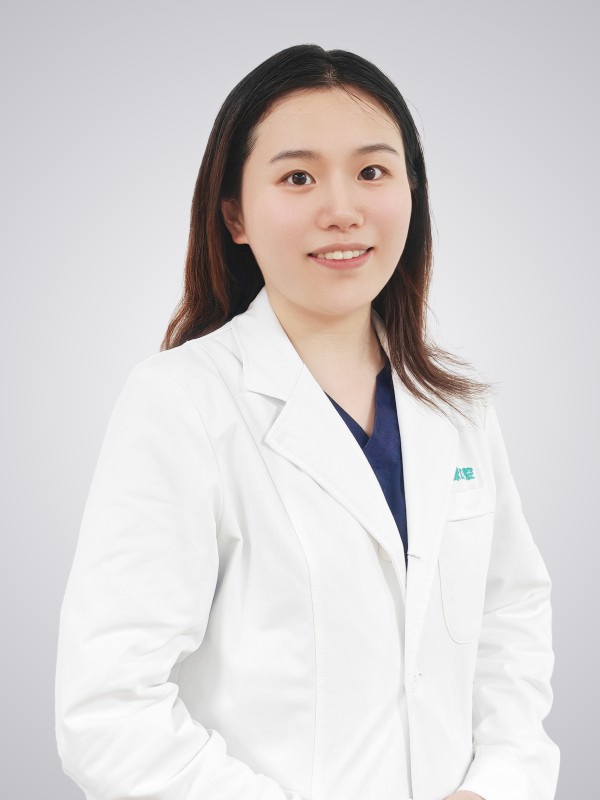 Dr. Ivy Wong Dr. Ivy Wong