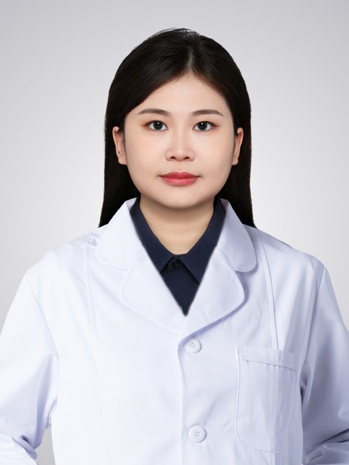 Dr. Leung Chi Ying Dr. Leung Chi Ying